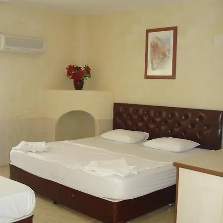 Hotel Mithat 2*